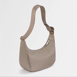 Fablou Luna cross body purse in color Sand.